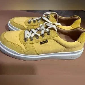 Cole Haan | Shoes | Cole Hann Sneakers 92 Worn Twice Had  display picture 2